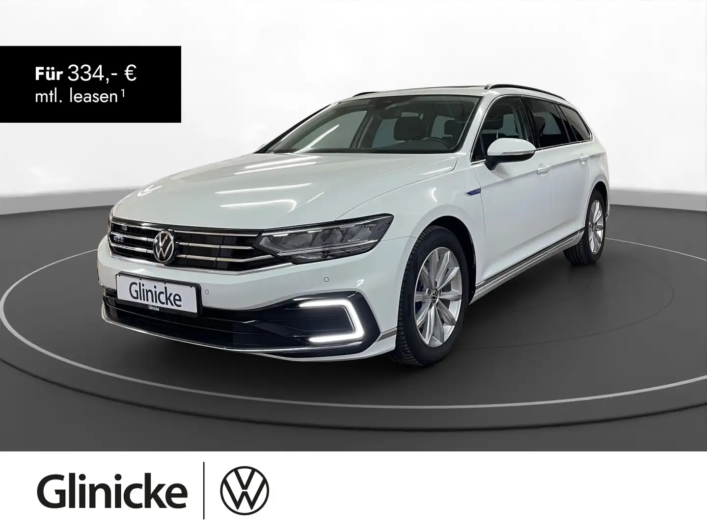 Volkswagen Passat Variant GTE Pano AHK LED Navi LM 17" RFK+ Weiß - 1
