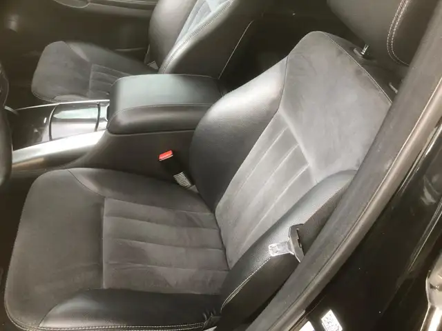 Mercedes-Benz R-Class view 11
