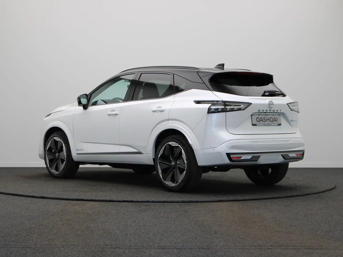 Nissan Qashqai N-Design + Panoramisch glazen dak + Cold Pack e-Po Weiß - 2
