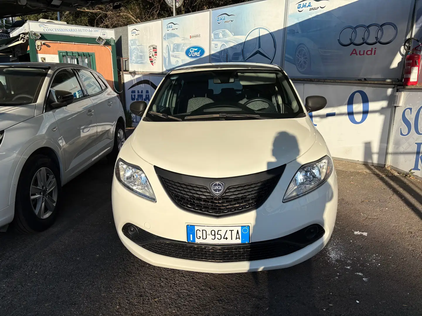 Lancia Ypsilon RADIO BLUETOOTH VETRI ELETTRICI CLIMA USB Bianco - 1