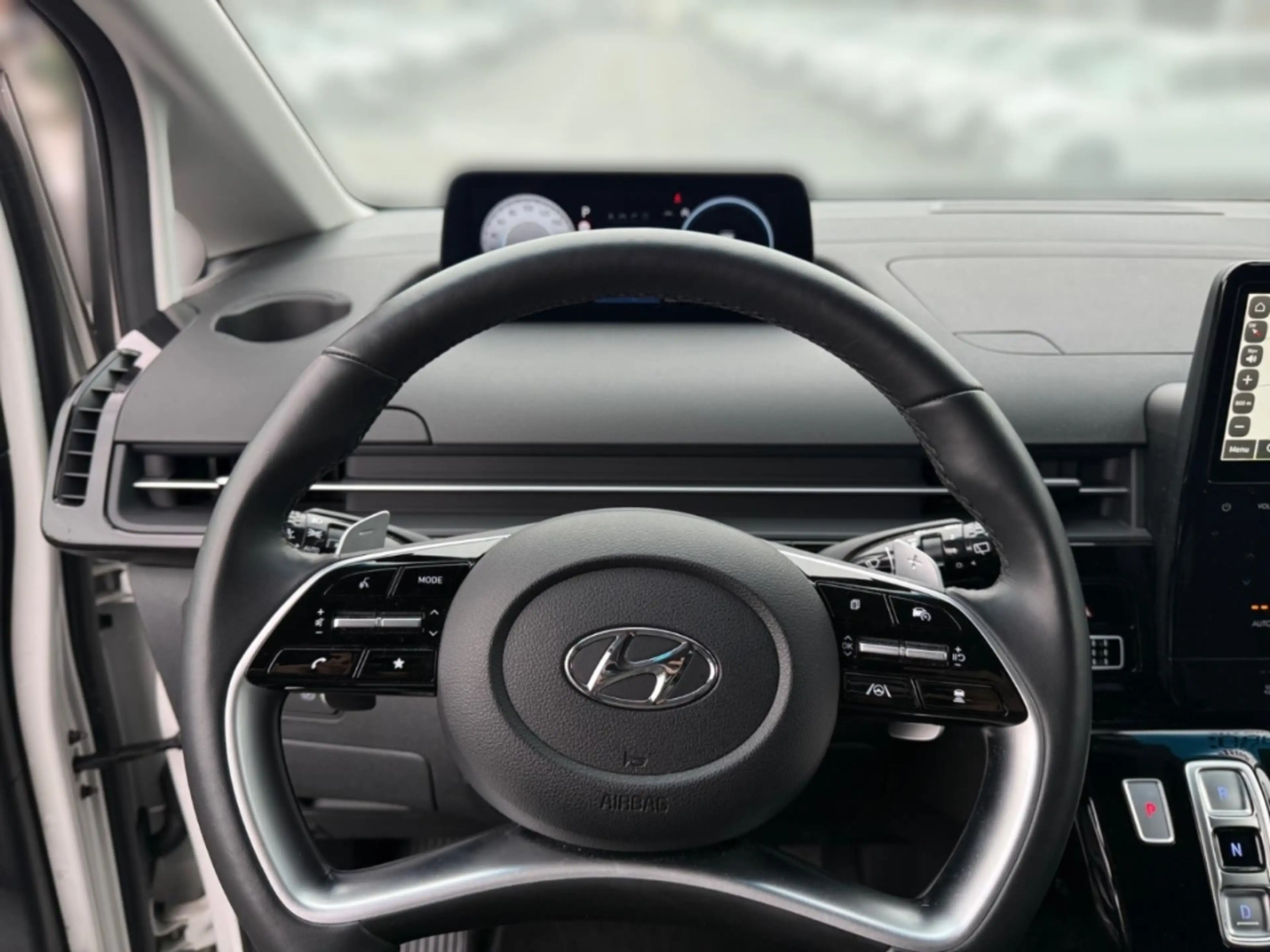 Hyundai STARIA Trend 2.2 CRDi 9-SITZER+360°CAM+LED+ACAA — photo 8
