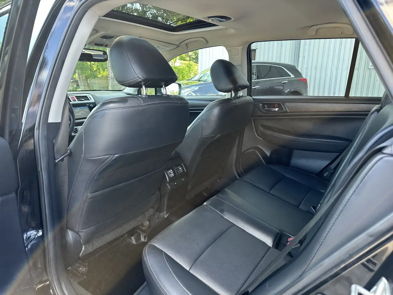 Subaru OUTBACK fotografie Subaru OUTBACK