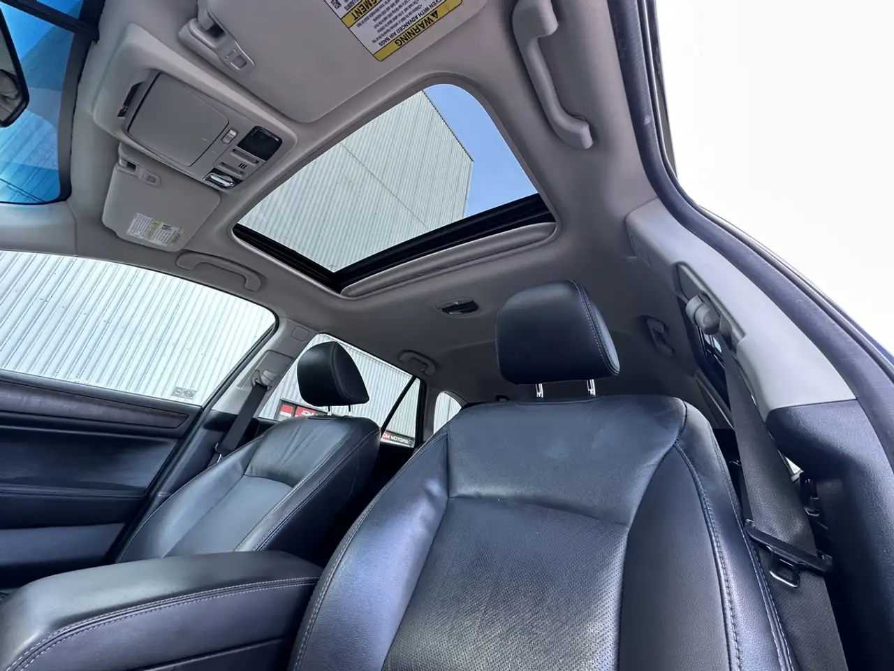 Subaru OUTBACK fotografie Subaru OUTBACK