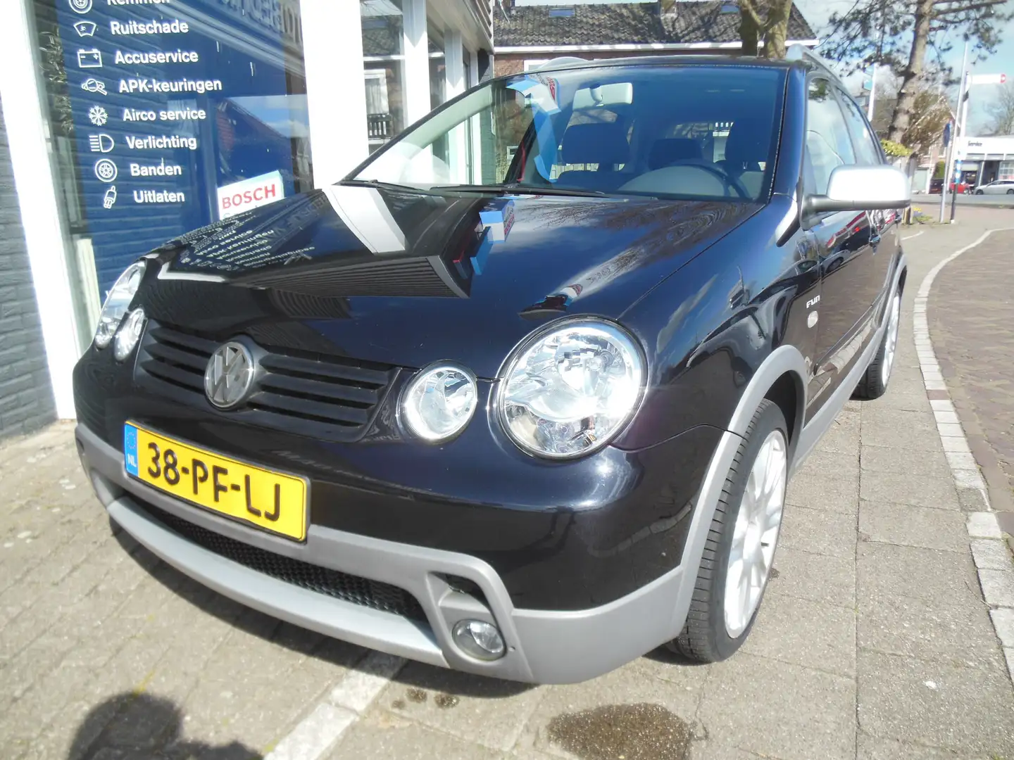 Volkswagen Polo Cross 1.4-16V FUN 6 maanden Bovag garantie Negru - 1