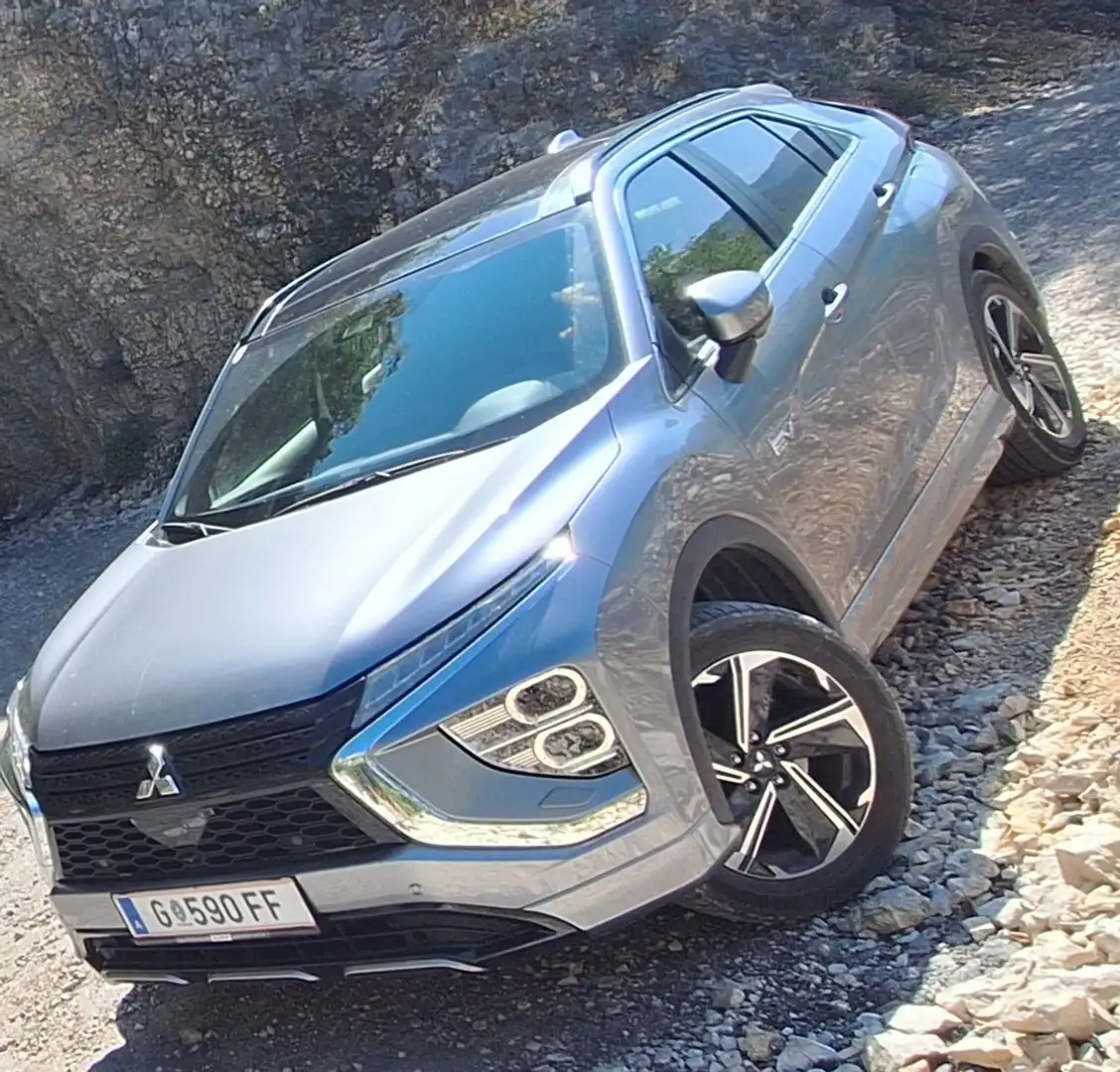 Mitsubishi Eclipse Cross 2,4 PHEV 4WD Diamond CVT Aut. Grau - 1