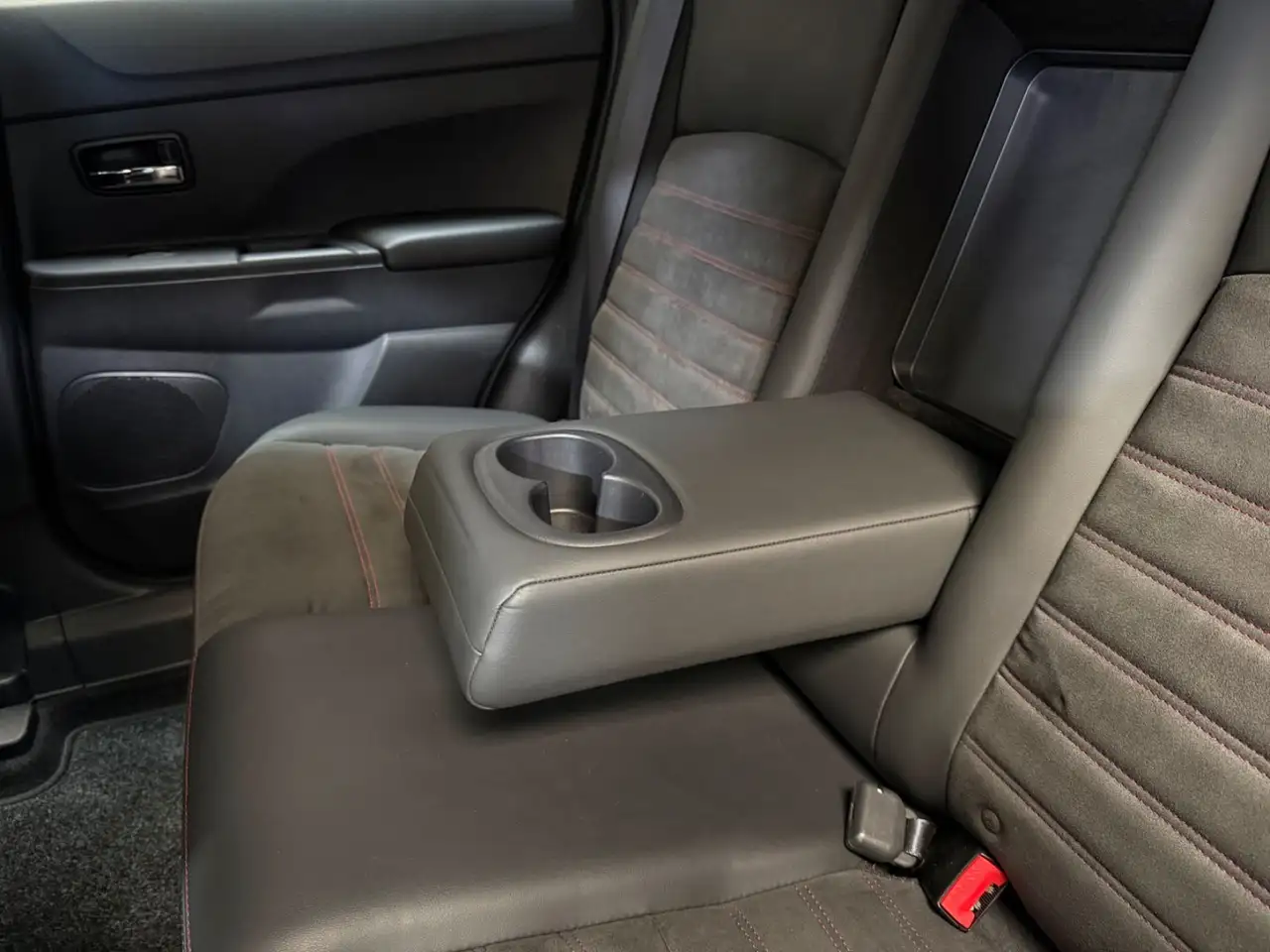 Mitsubishi ASX Spirit+ 2WD AUTOMATIK/KAMERA/LEDER/DAB/, миниатюра 29