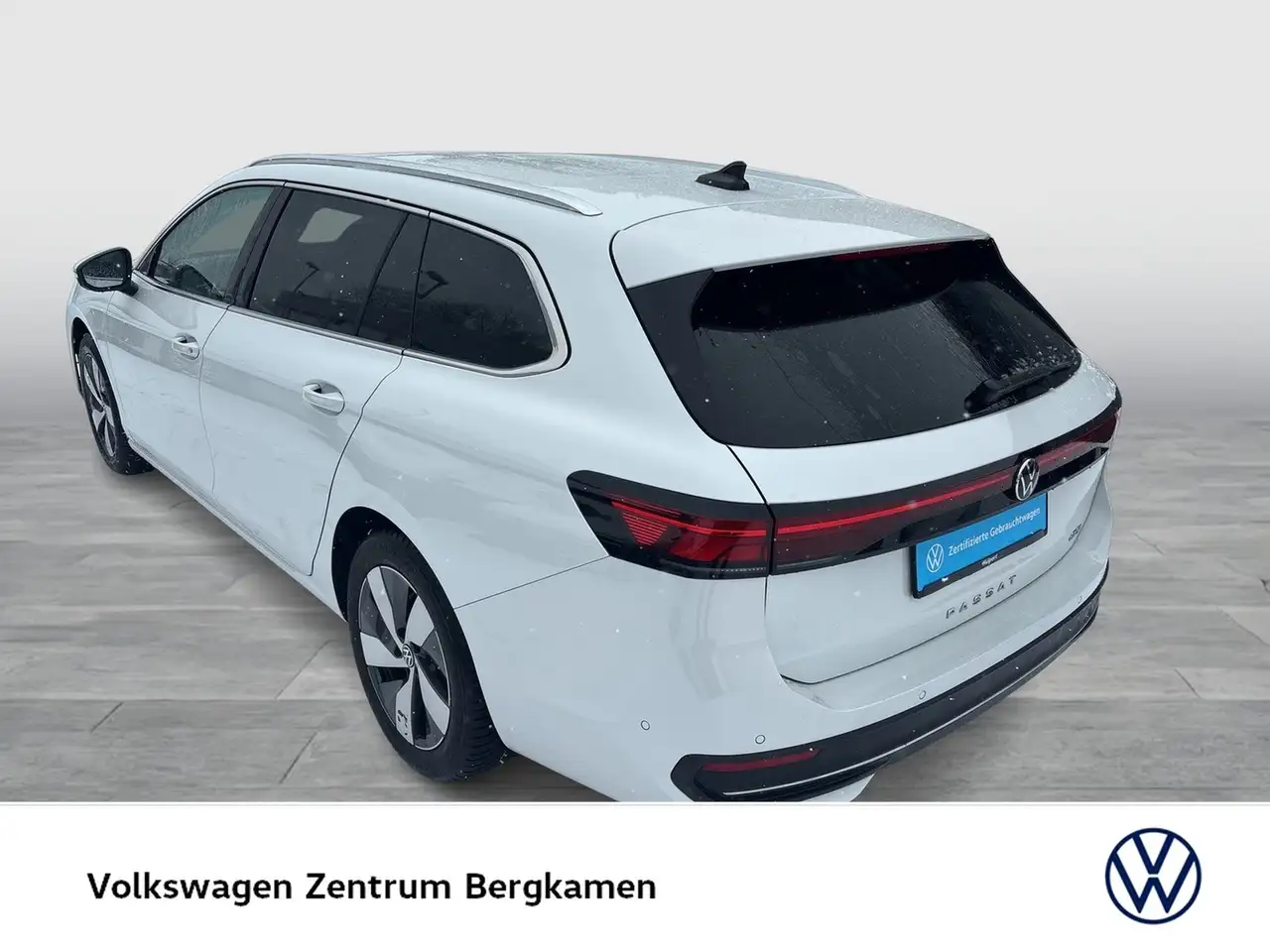 Volkswagen Passat Variant 1.5 eTSI BUSINESS AHK 360CAM ACC 4