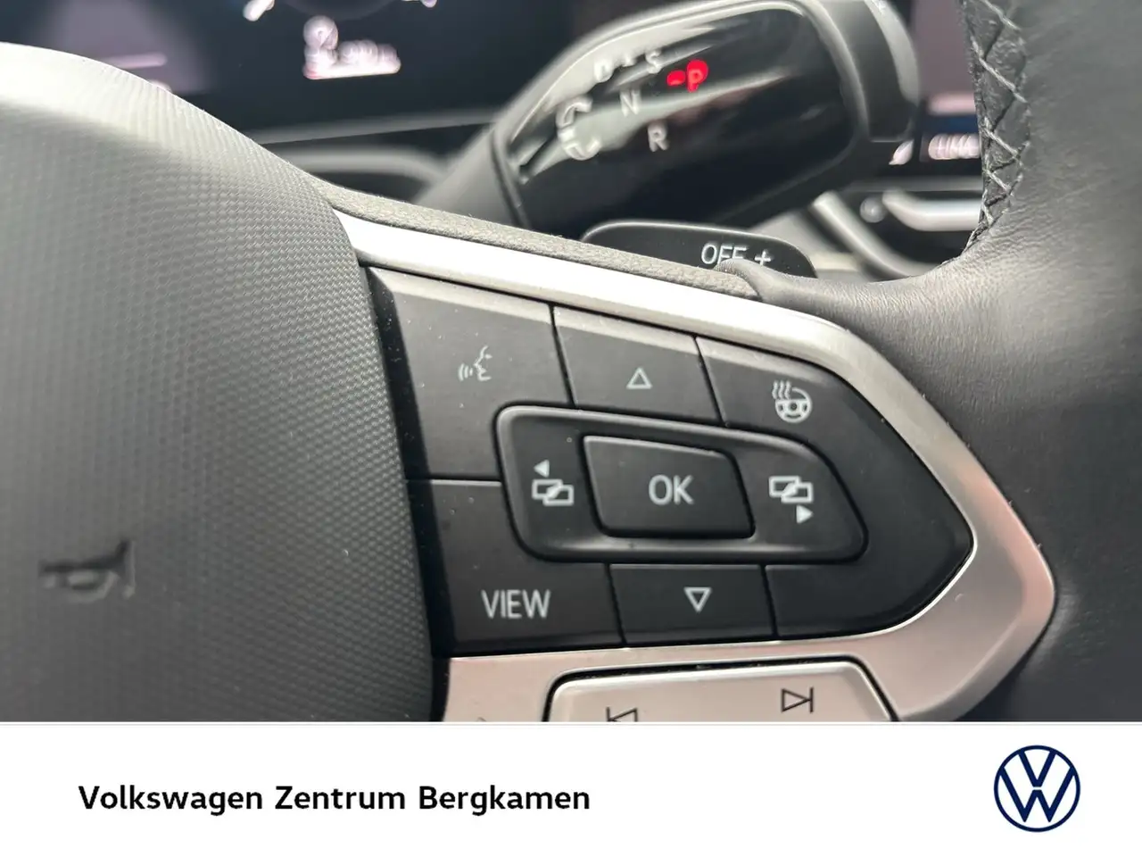 Volkswagen Passat Variant 1.5 eTSI BUSINESS AHK 360CAM ACC 17