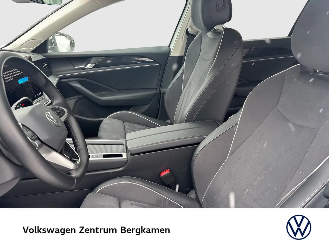 Volkswagen Passat Variant 1.5 eTSI BUSINESS AHK 360CAM ACC 9