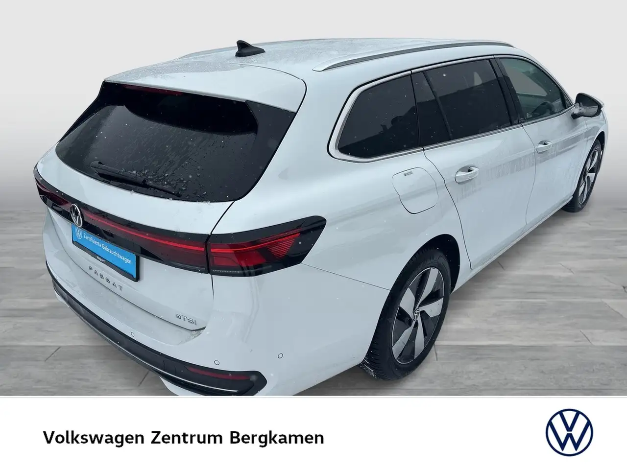 Volkswagen Passat Variant 1.5 eTSI BUSINESS AHK 360CAM ACC 5