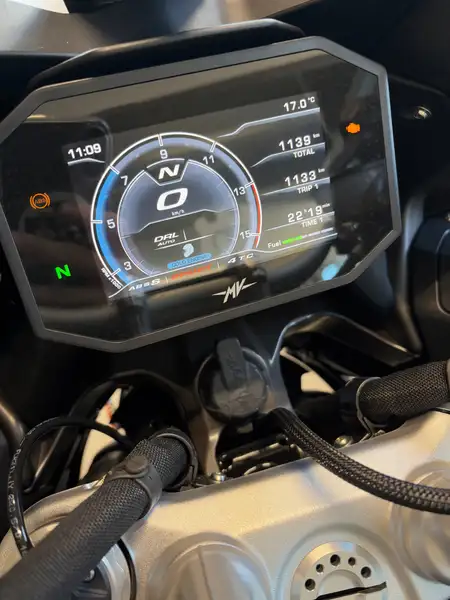 MV Agusta Turismo Veloce 800 - foto 7