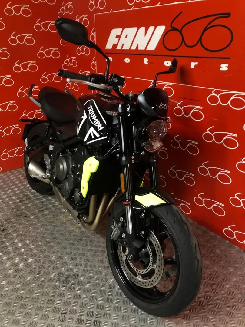 Triumph Trident 660 - Fekete - 2