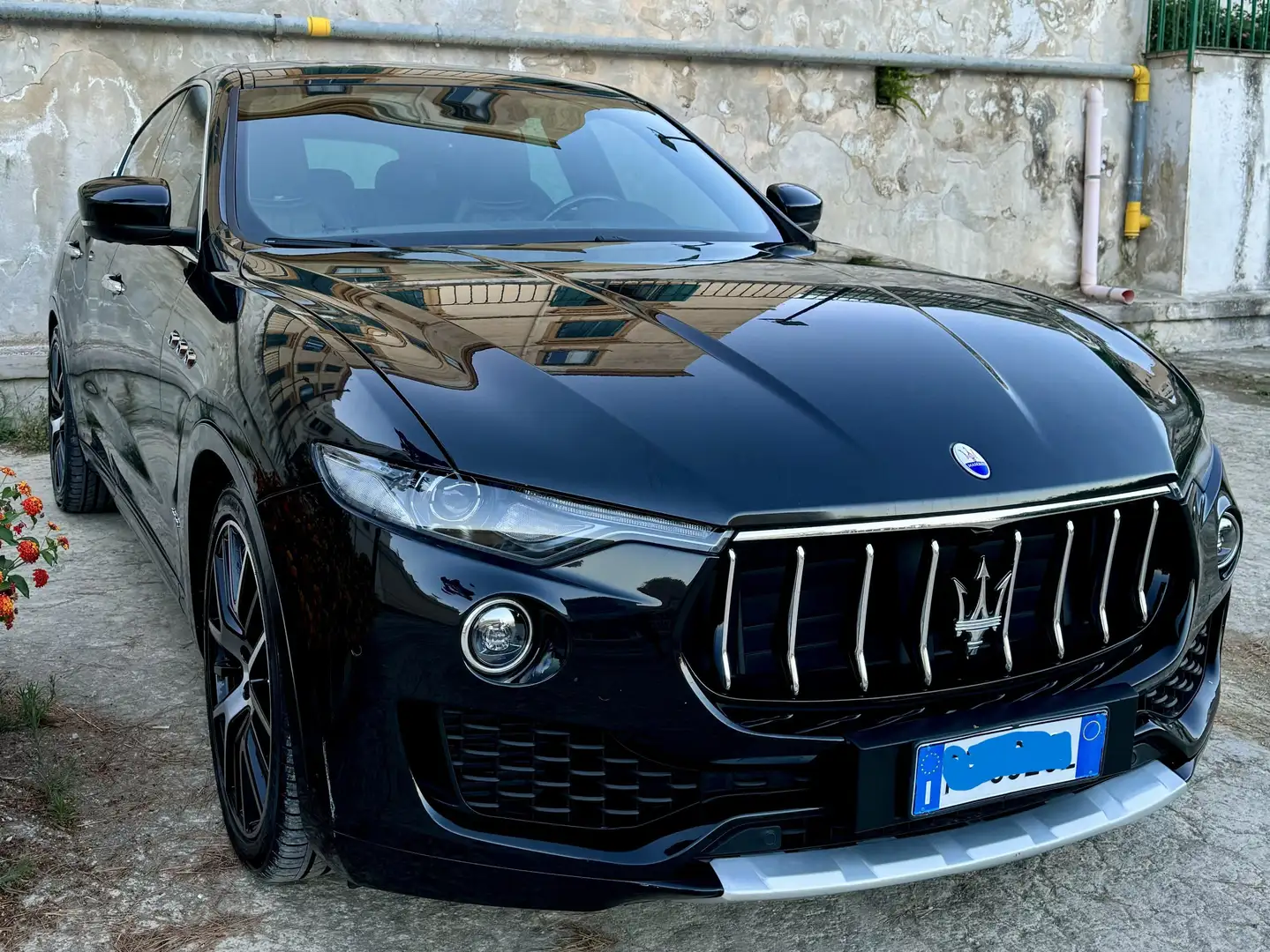 Maserati Levante Maserati Levante Gransport Černá - 1