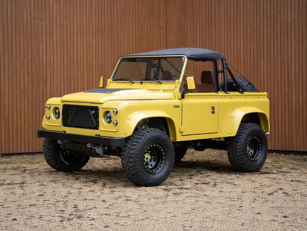 Land Rover Defender 90, foto 1