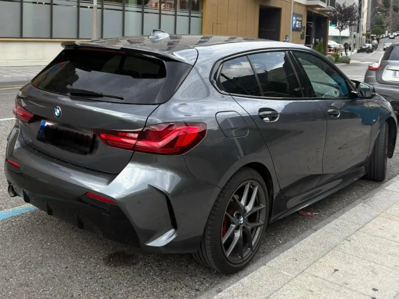BMW 118