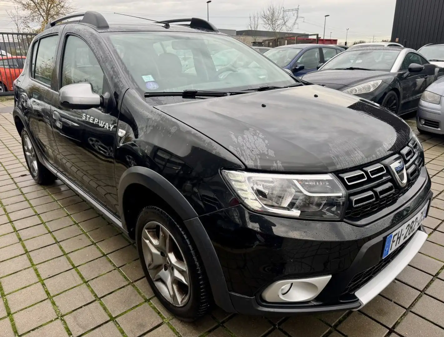Dacia Sandero 0.9 TCe 90ch Escape STEPWAY Noir - 2