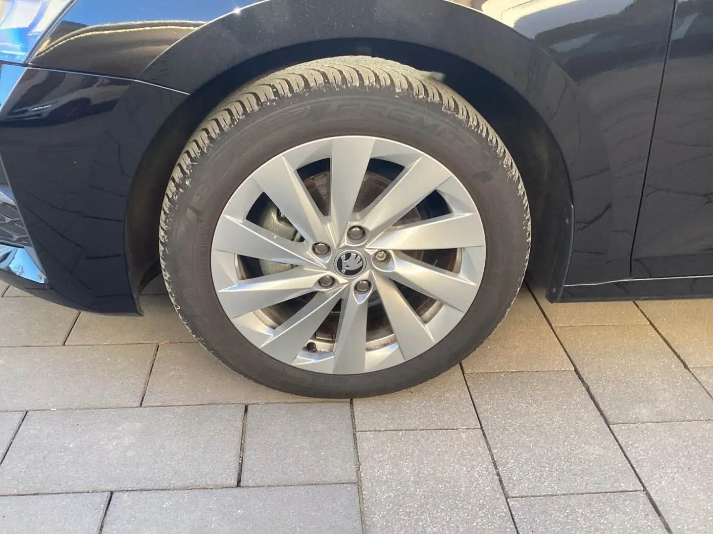 Skoda Octavia Combi 1.5 eTSI DSG Selection LED+ACC+Nav Zwart - 2