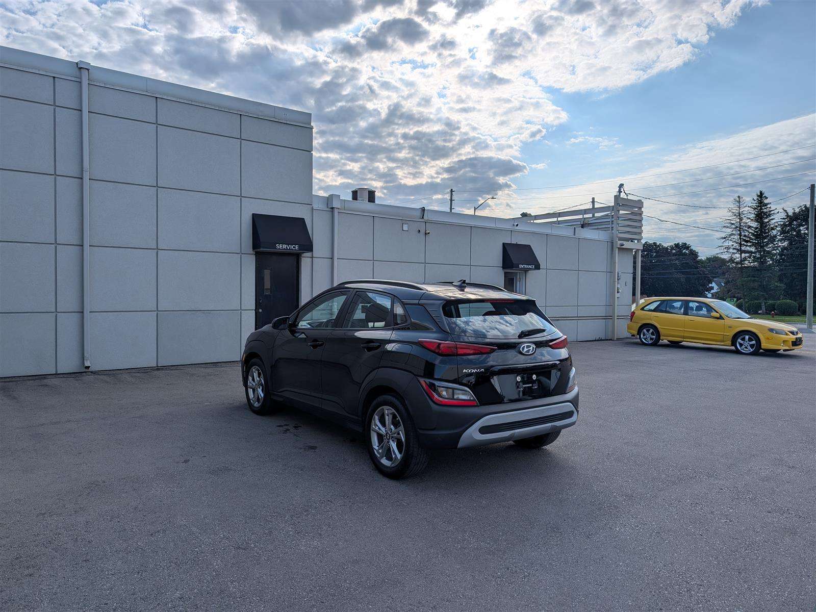 2023 Hyundai Kona PREFERRED - HTD SEATS - REVERSE CAM - BLINDSPOT — снимка 1