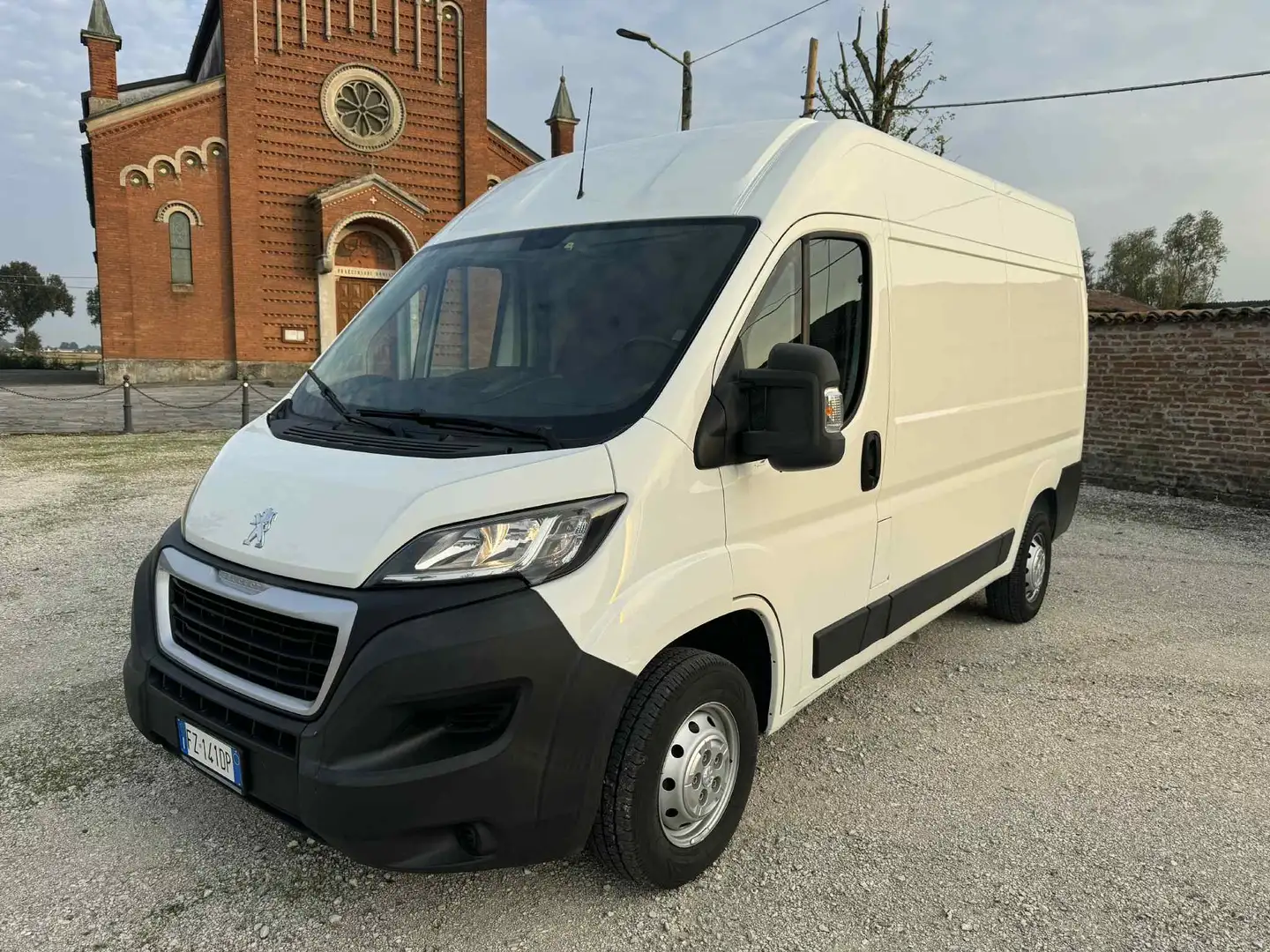 Peugeot Boxer 335 2.2 BlueHDi 140 PM-TM Furgone 1470KG PORTATA Bianco - 1