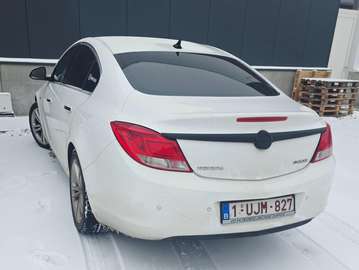 Insignia 2.0 diesel   191pk  voor export