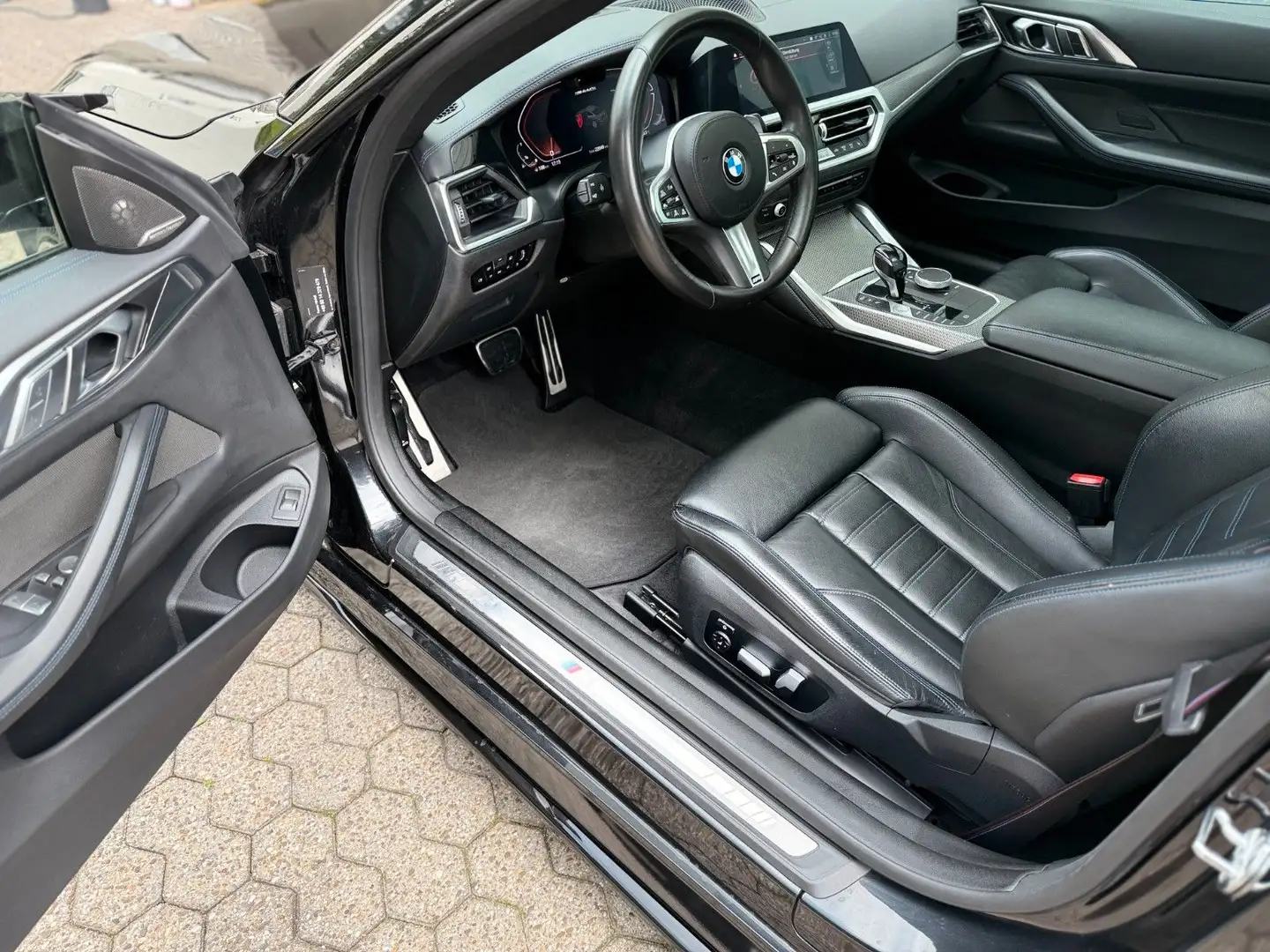 BMW M440 i Coupe xDrive M-Sportpaket Head-Up Zwart - 2