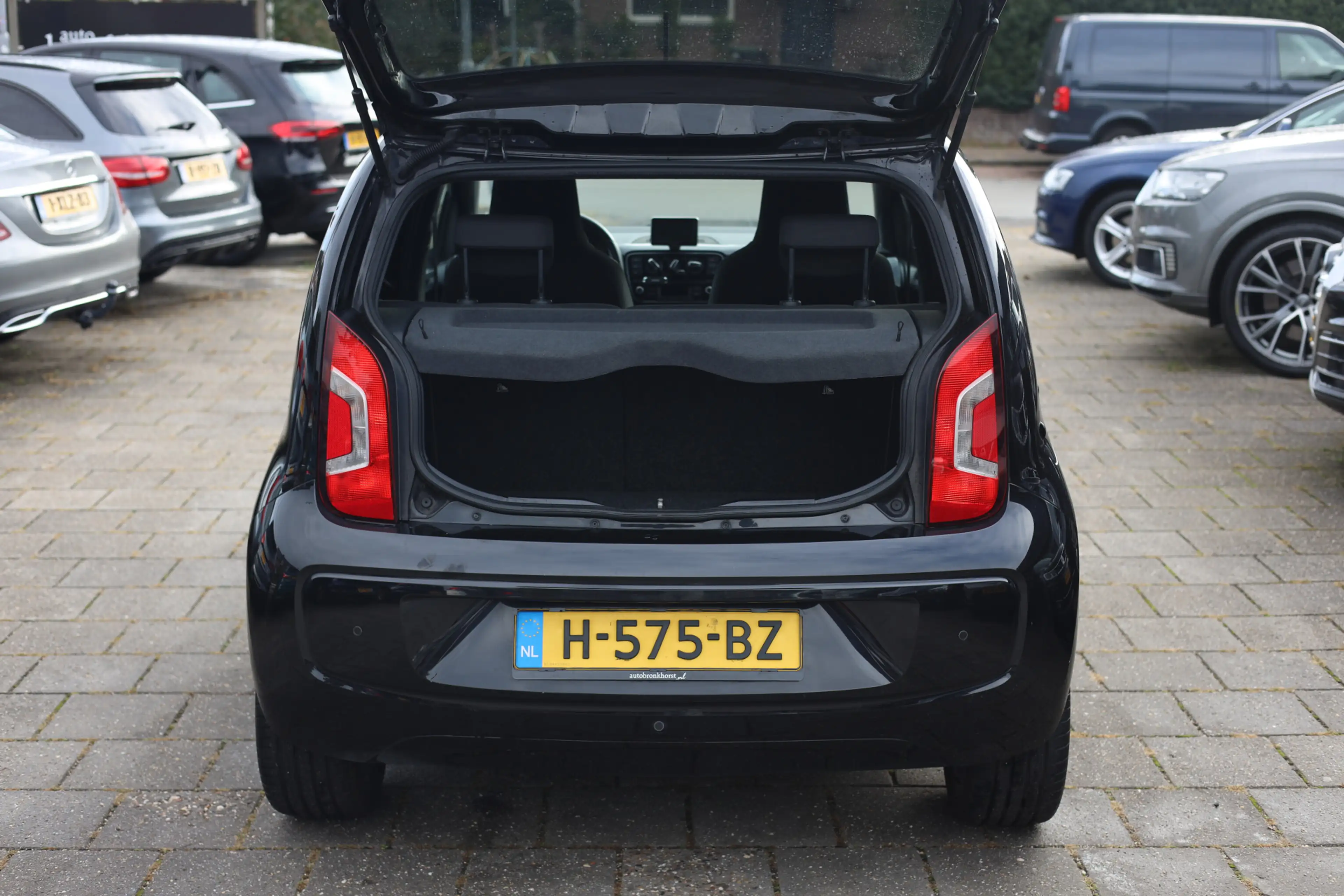 Volkswagen up! 1.0 HIGH UP! BLUEMOTION I AUT I 17 INCH I CRUISE I — photo 7