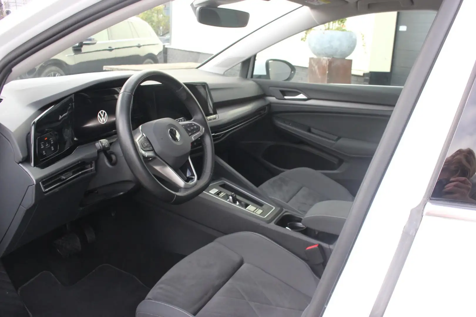 Volkswagen Golf 1.4 eHybrid Style | Memorystoelen | Carplay | Blanc - 2