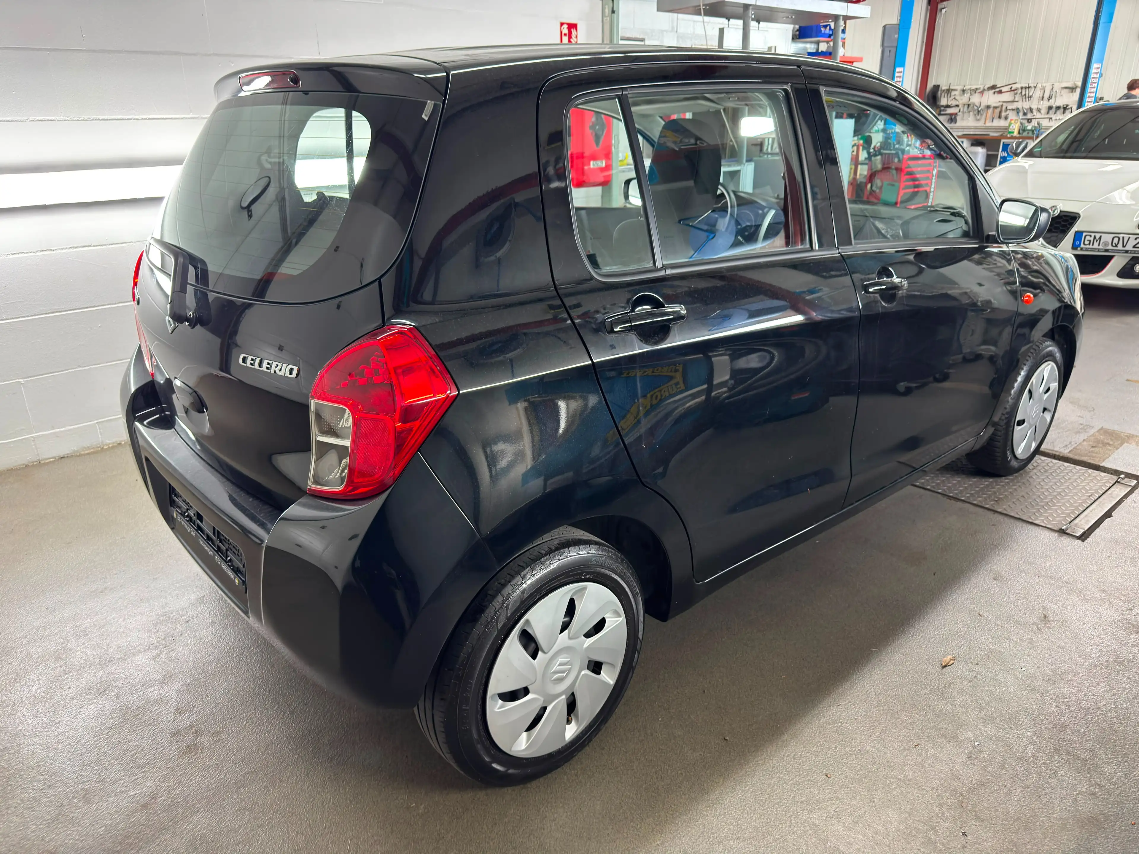 Suzuki Celerio Club *1HAND*KLIMA*NAVI* — photo 4
