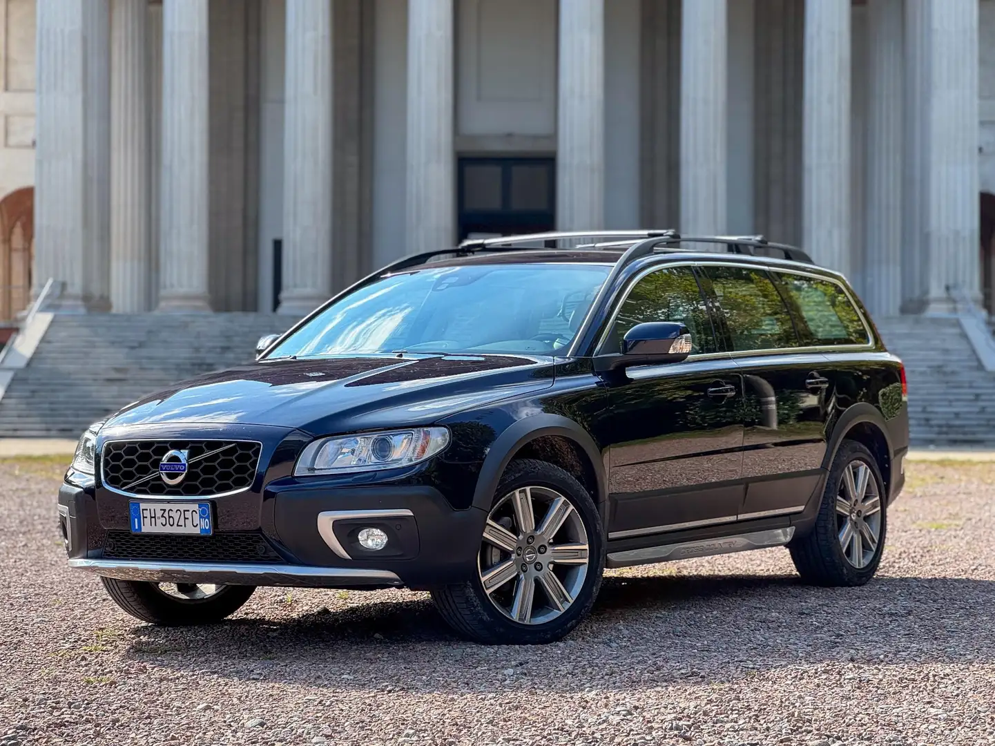 Volvo XC70 2.4 d4 Summum awd 181cv geartronic E6 - 1