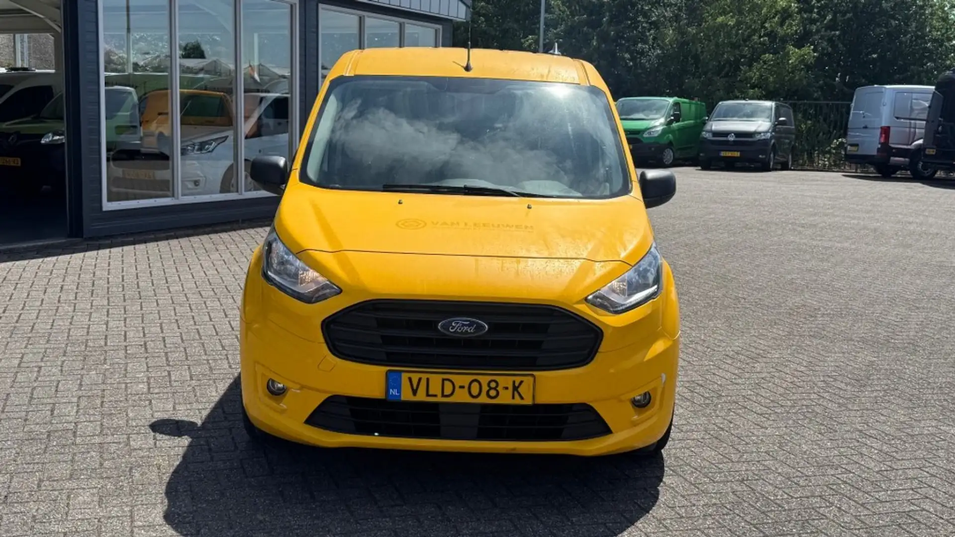 Ford Transit Connect 1.5 TDCI 55KW 75PK EURO 6 AIRCO/ CAMERA/ NAVIGATIE Jaune - 2