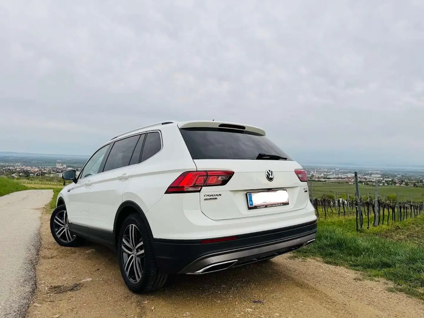 Volkswagen Tiguan Allspace Tiguan 2,0 TDI SCR 4Motion Allspace DSG Allspace Weiß - 2