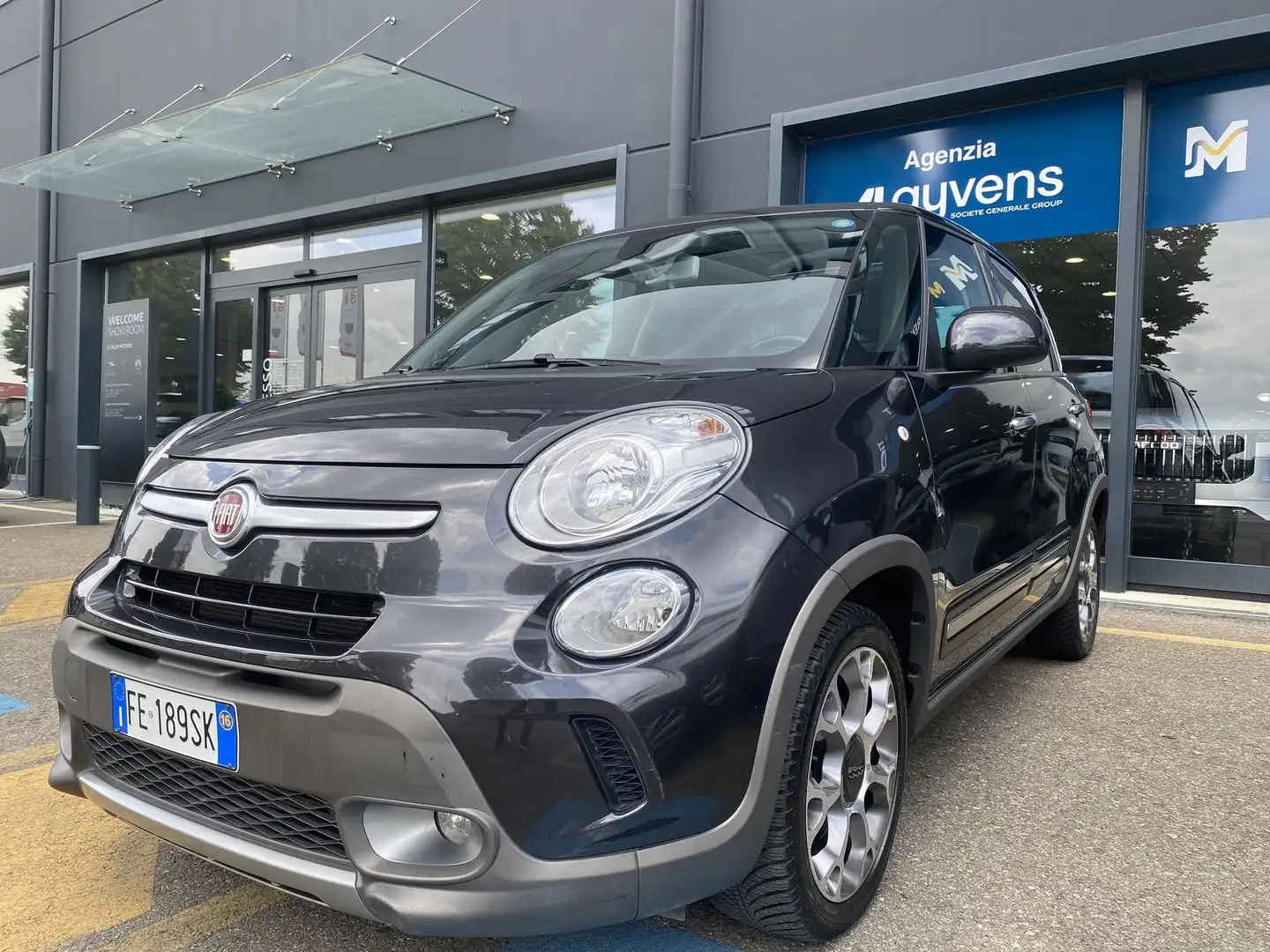 Fiat 500L 1.6 Multijet 120 CV Trekking Gris - 2