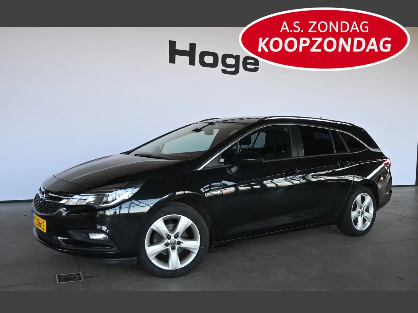 Opel Astra Sports Tourer 1.0 Business+ Clima Navigatie Carpla Schwarz - 1