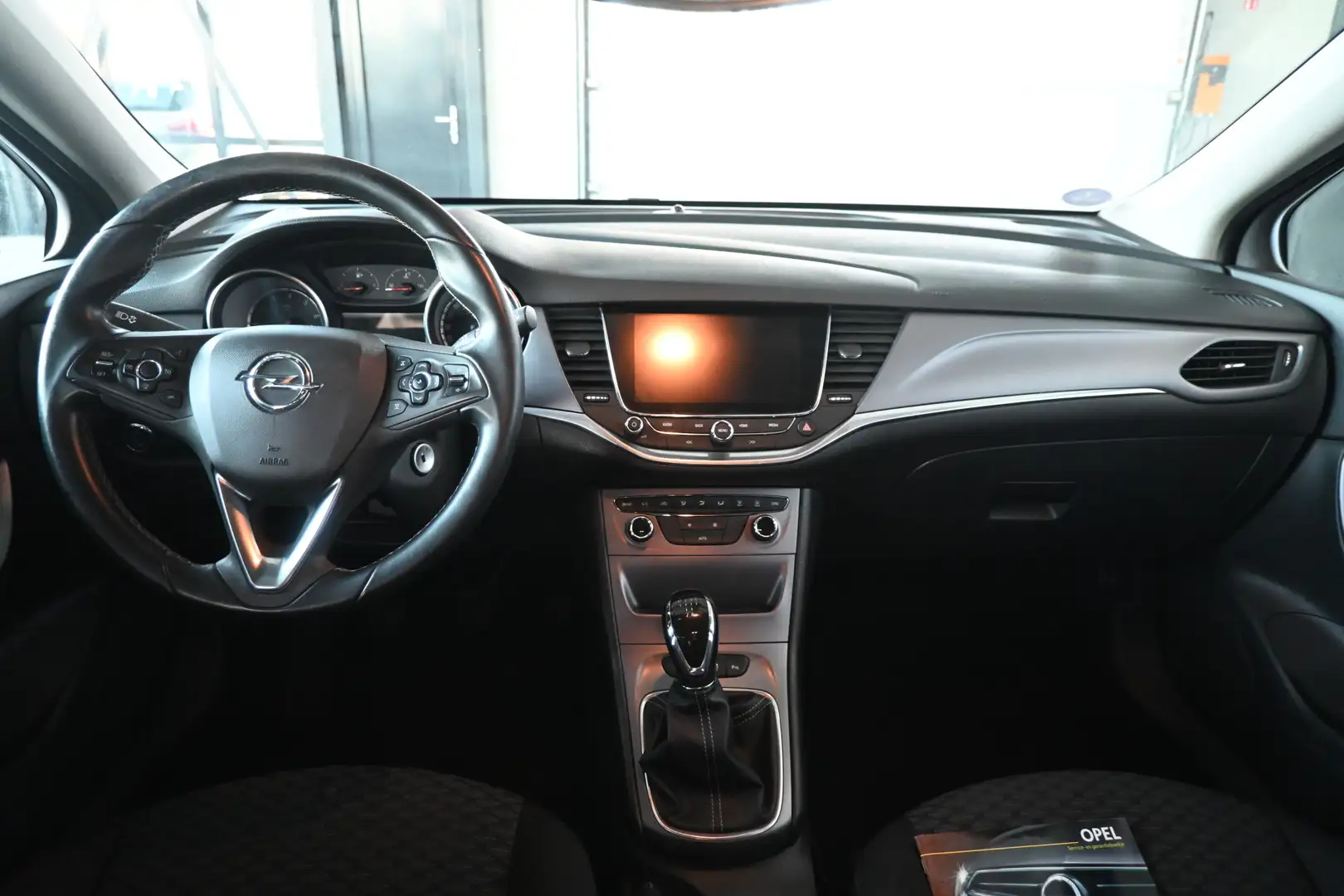 Opel Astra Sports Tourer 1.0 Business+ Clima Navigatie Carpla Schwarz - 2