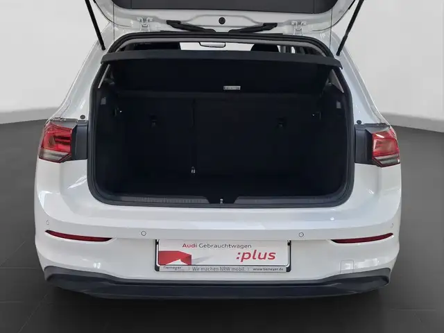 Volkswagen Golf view 17