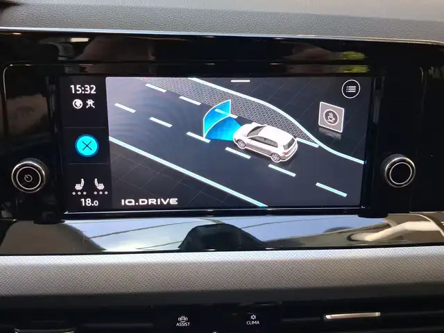 Volkswagen Golf view 14