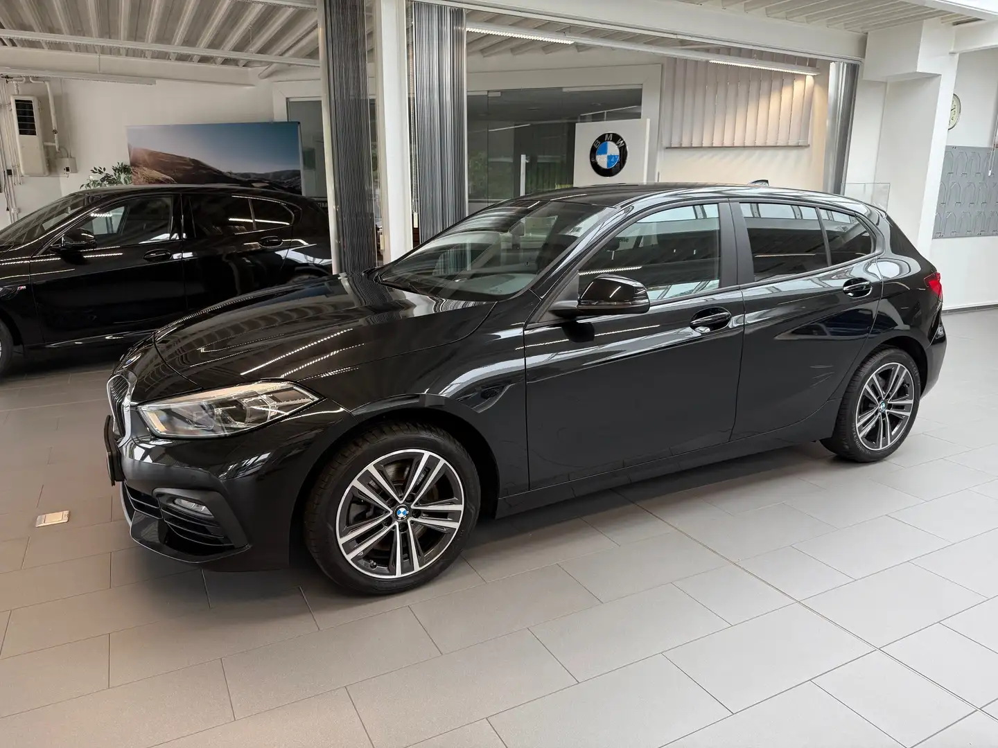 BMW 120 120i Aut. Advantage - 2