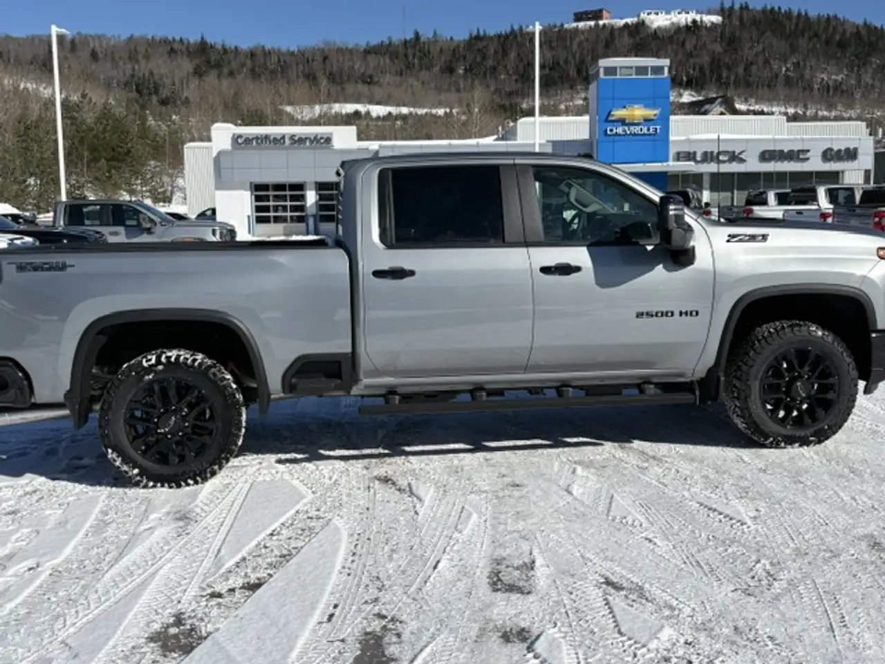 Chevrolet Silverado 2500 снимка Chevrolet Silverado 2500