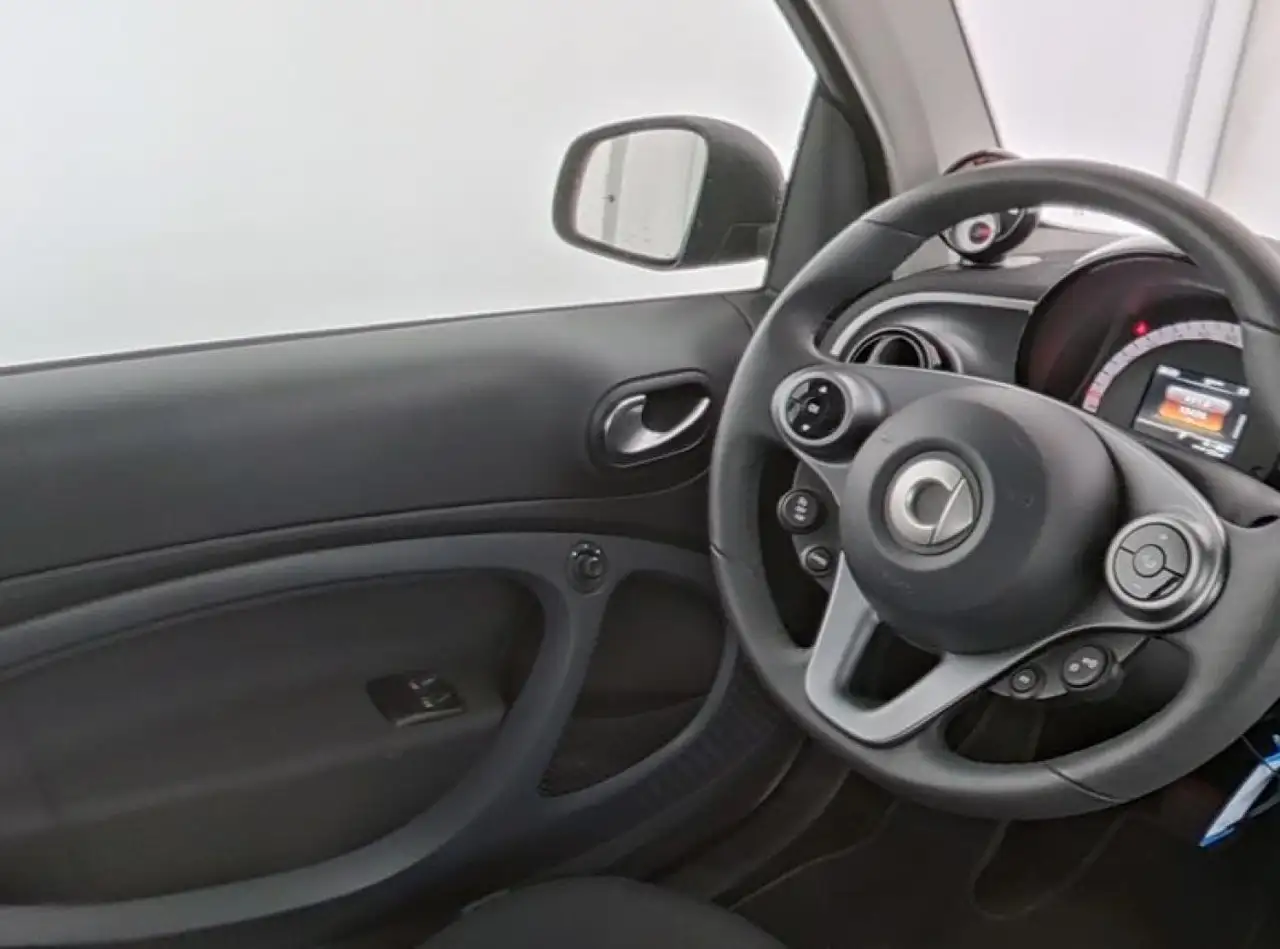 smart forTwo 2024 — фото 10