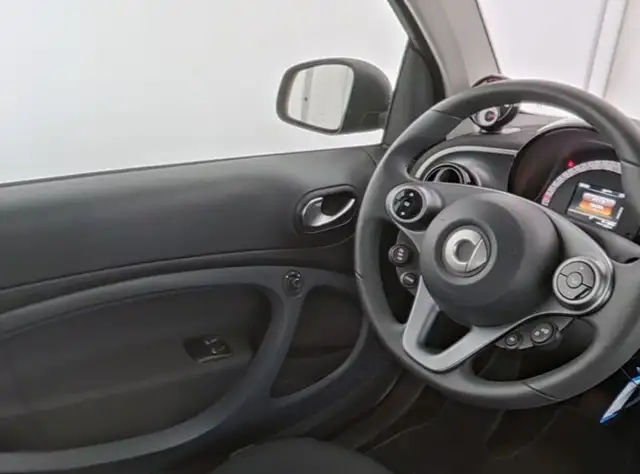 Smart Fortwo view 10