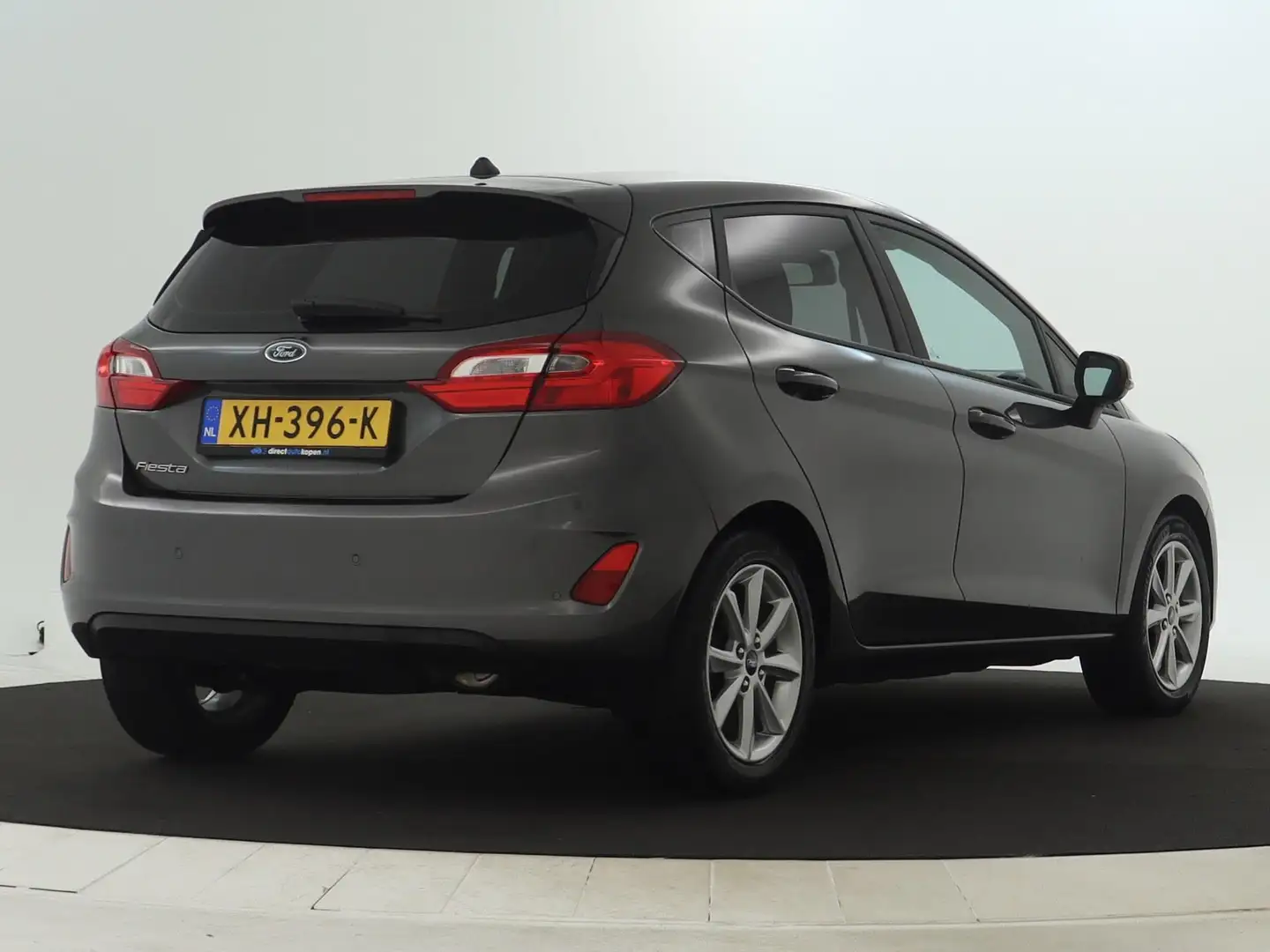 Ford Fiesta 1.1 Trend NAVI | Carplay | Cruise | 1ste eig. | 85 Grijs - 2