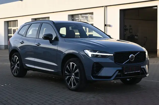 Volvo XC60 view 8
