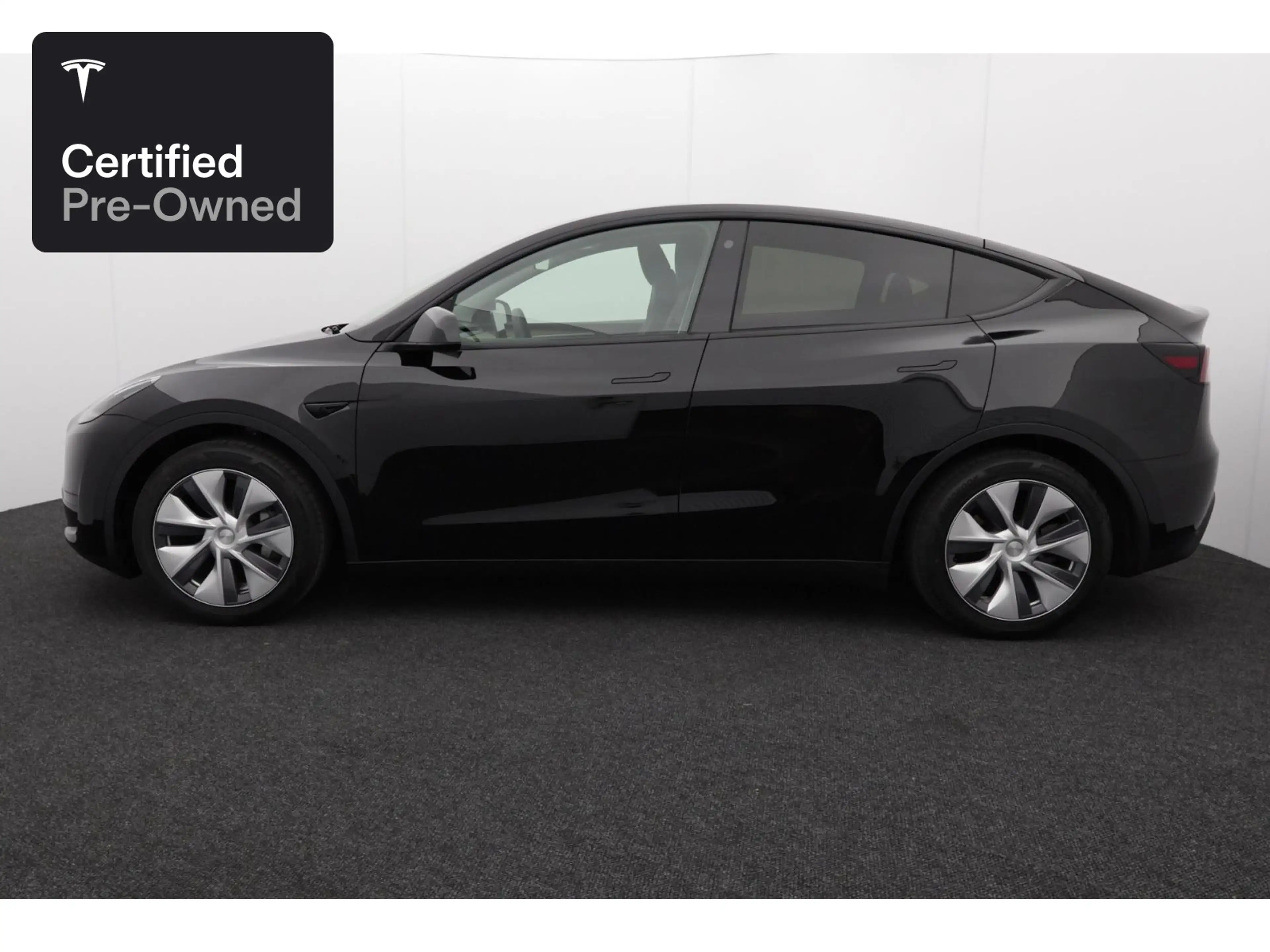 Tesla Model Y Rear-Wheel Drive “Certified Pre-Owned” — photo 5