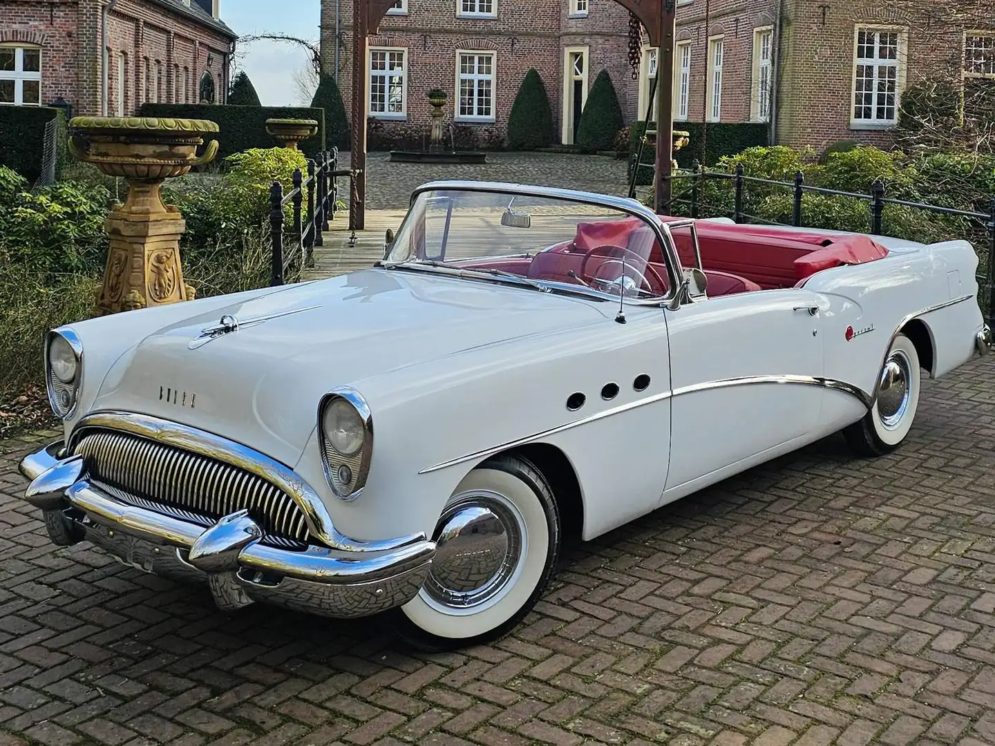 Buick Special 1954 Buick Special Cabriolet Note -1 Weiß - 1