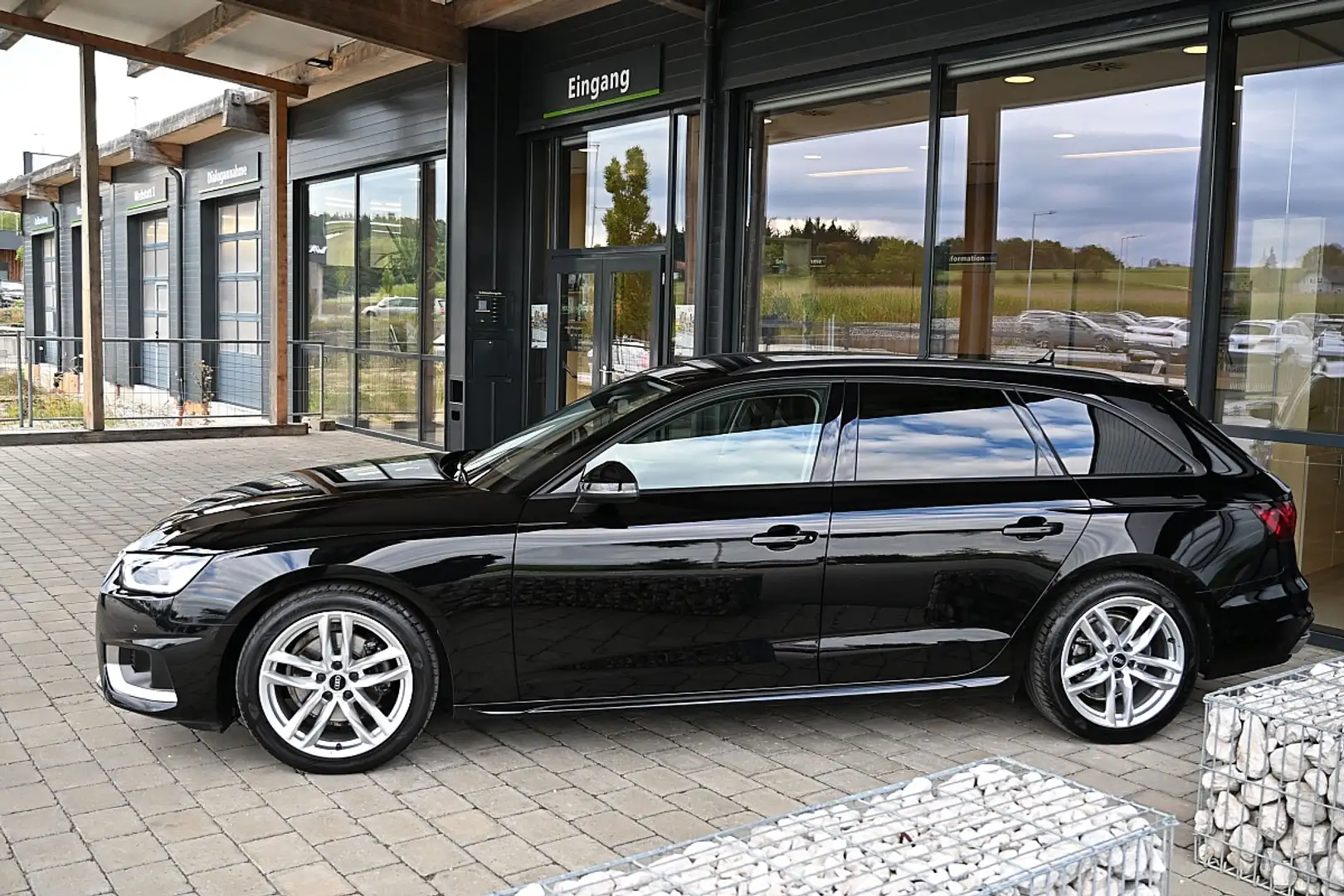 Audi A4 Avant 30 TDI advanced S-tronic ACC, LED, Virtua... Schwarz - 2