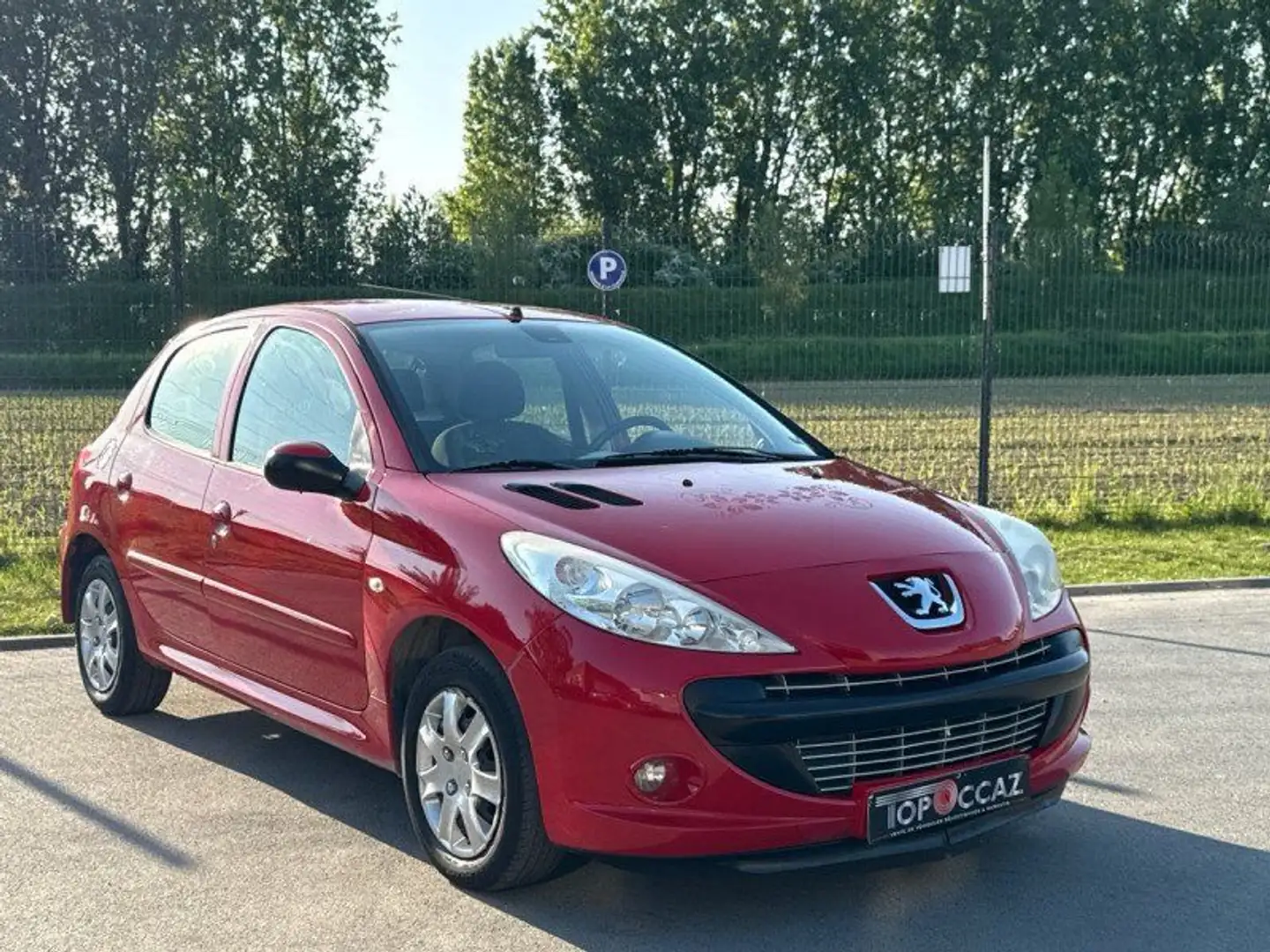Peugeot 206 %2B 1.4 ESS 75CH TRENDY 5P * 110.000KM * 2010 * CL Rouge - 2