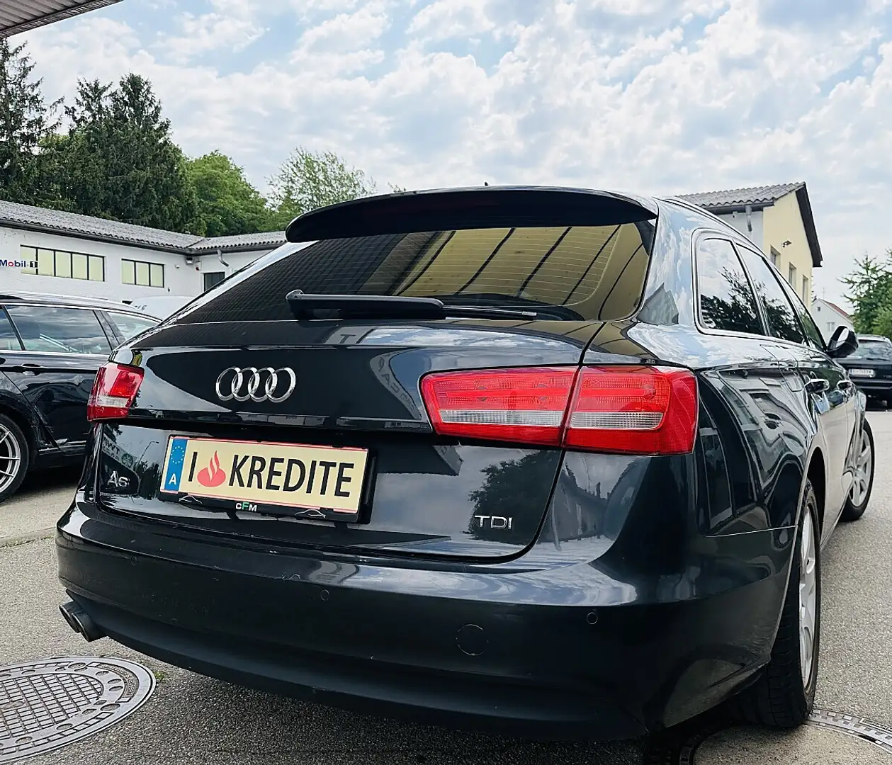 Audi A6 Avant 2,0 TDI Style DPF Schwarz - 2