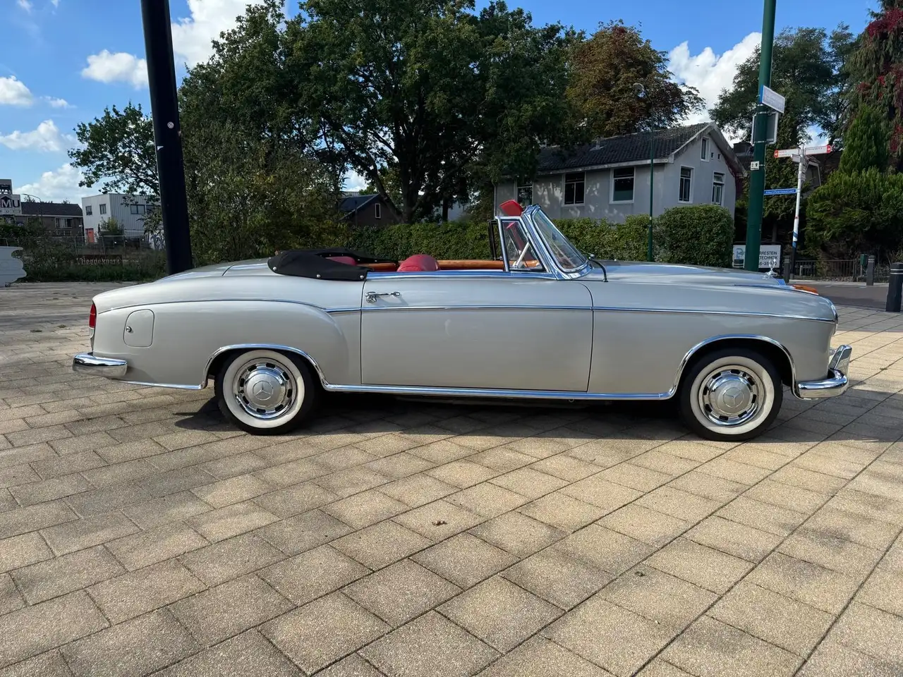 Mercedes-Benz 220 S CABRIOLET, foto 2