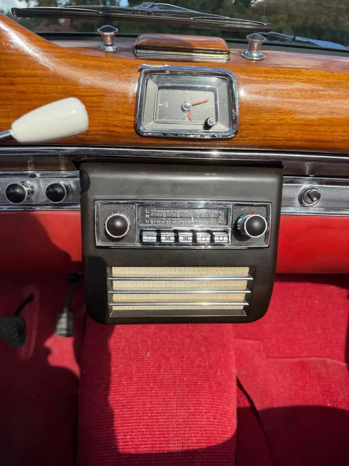 Mercedes-Benz 220 S CABRIOLET, foto 9