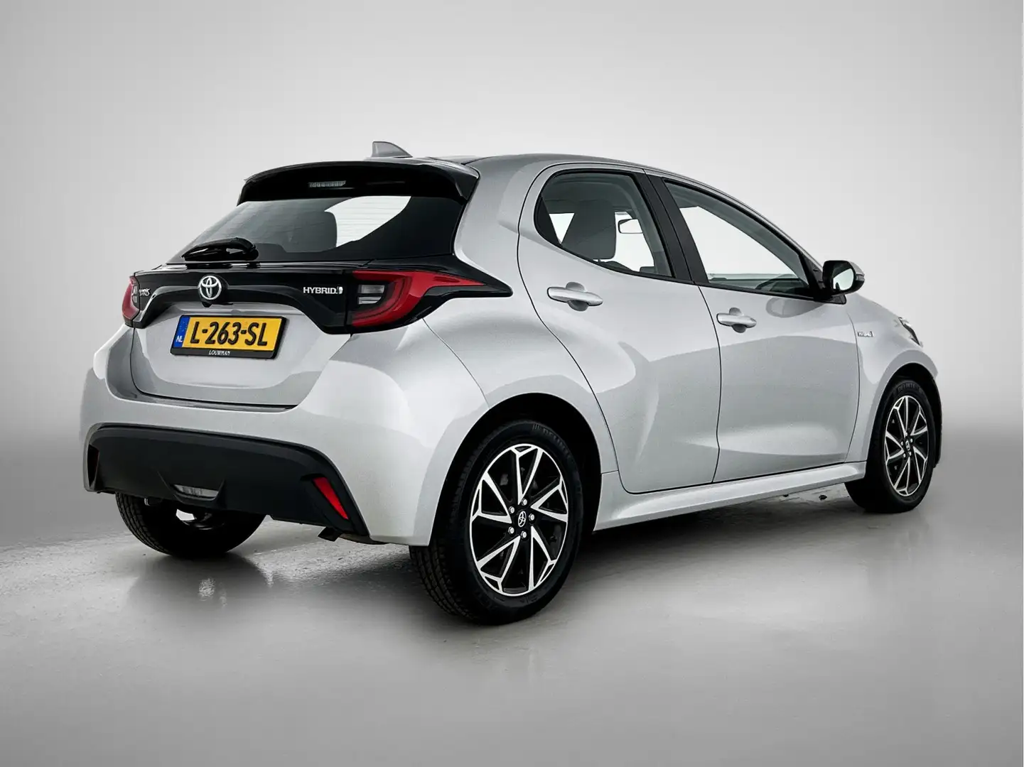 Toyota Yaris 1.5 Hybrid Dynamic | Apple CarPlay | Android Auto Grau - 2